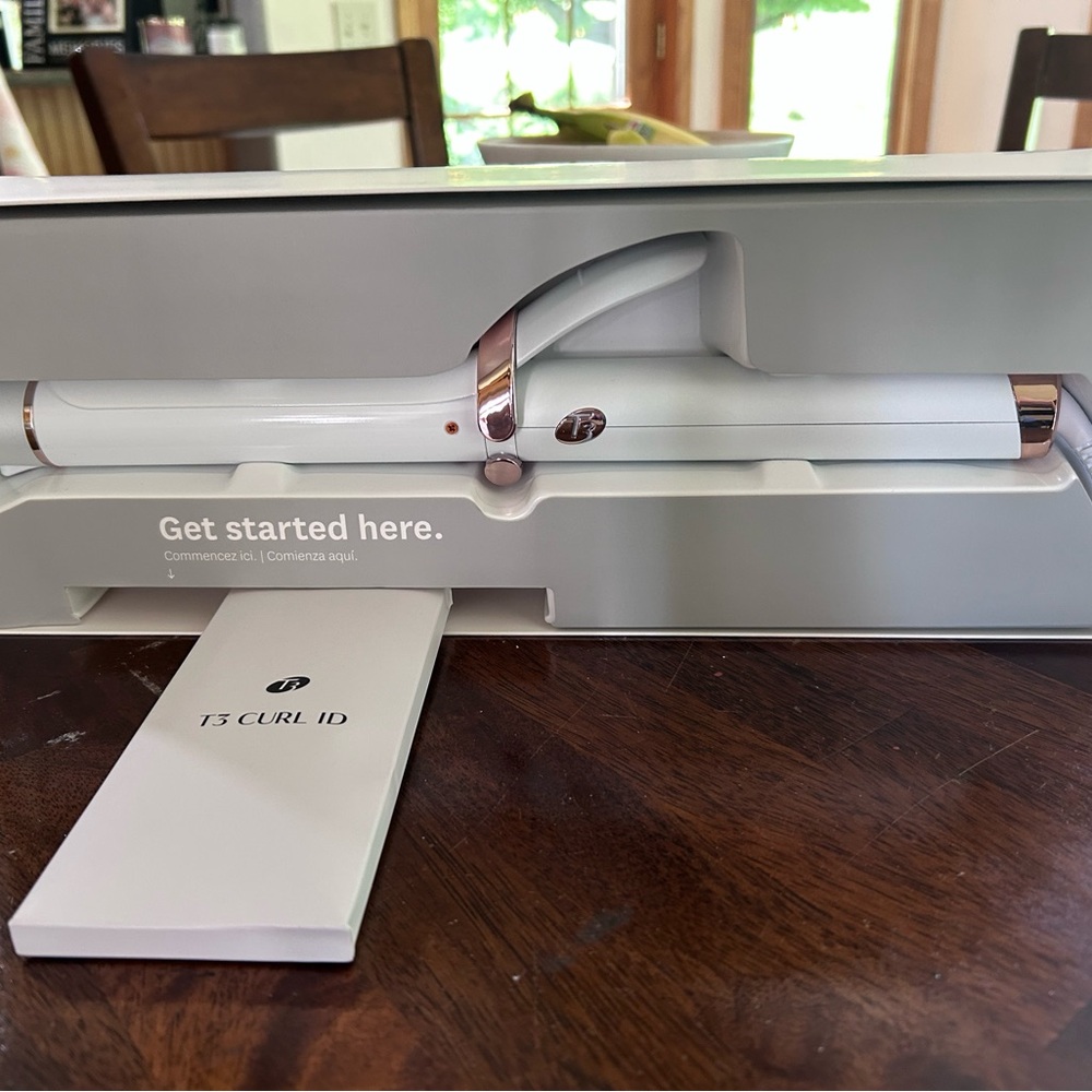 T3 HeatID White and Rose Gold Styling Tool